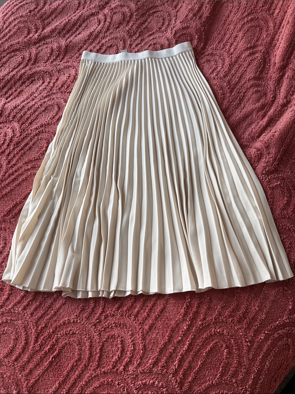H&M Pleated Cream Maxi Skirt